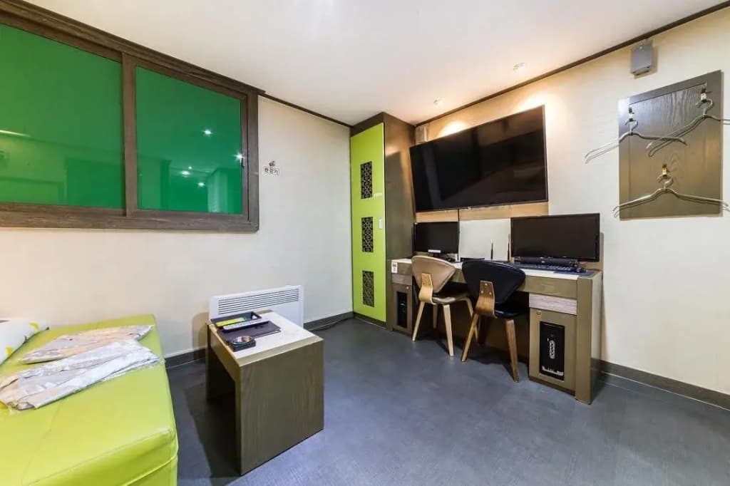 Major Hotel - photo 4