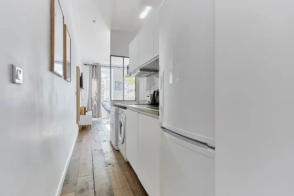 Apartment 2 Bedrooms Center of Paris - photo 13
