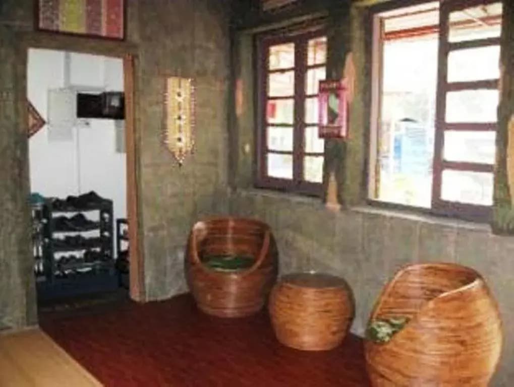 Green Hut Lodge - photo 12