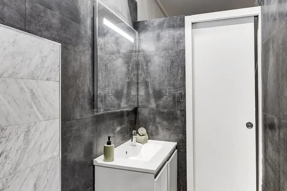 Stylish 1BR by Luxembourg Garden - photo 10