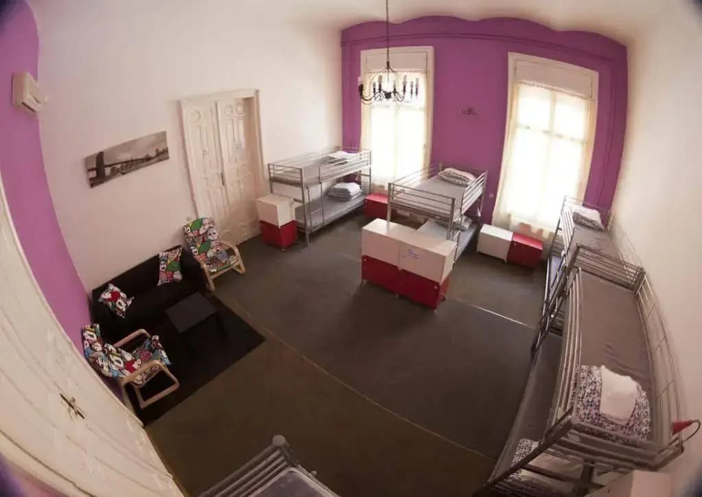 Barocco Hostel - photo 2