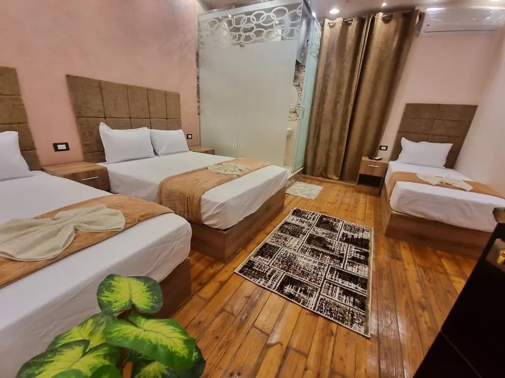Cairo plaza 2 hotel - photo 5
