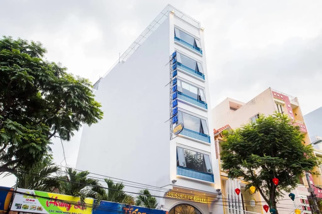 Blue Summer Hotel - main photo