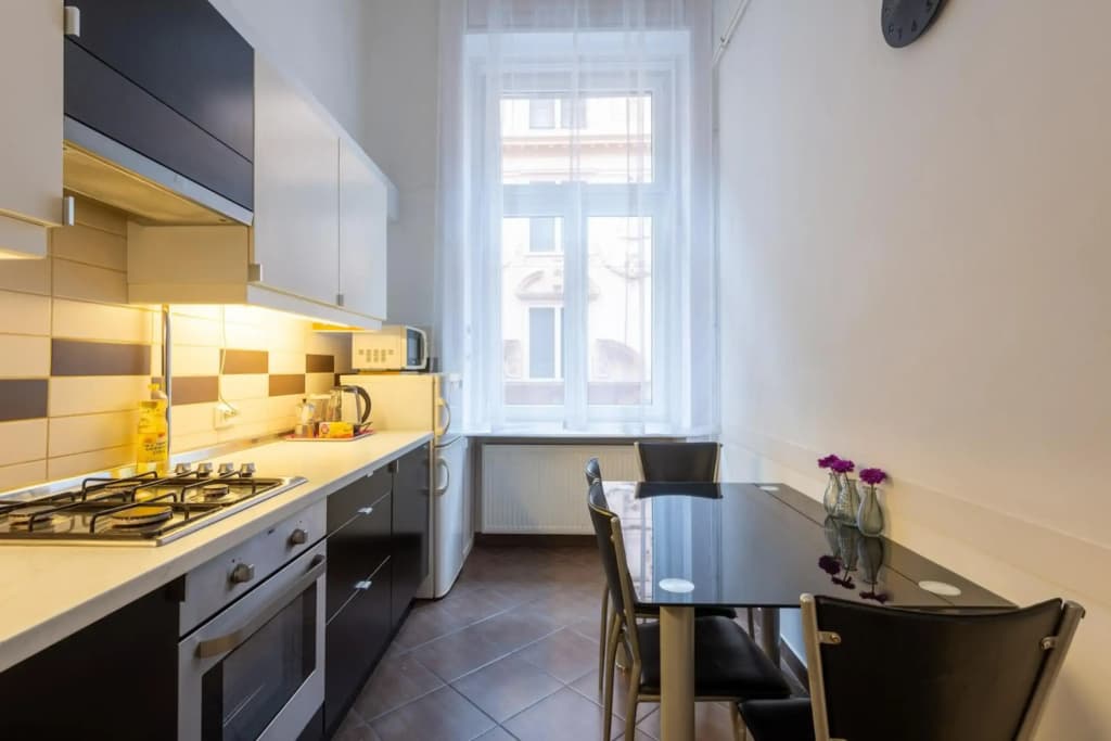 City Center Apartment - photo 14