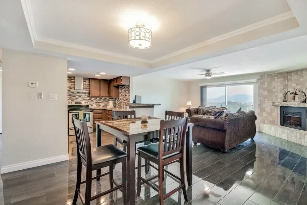 888 Convention Center 3 BEDROOM 2 BATH Condos - photo 4