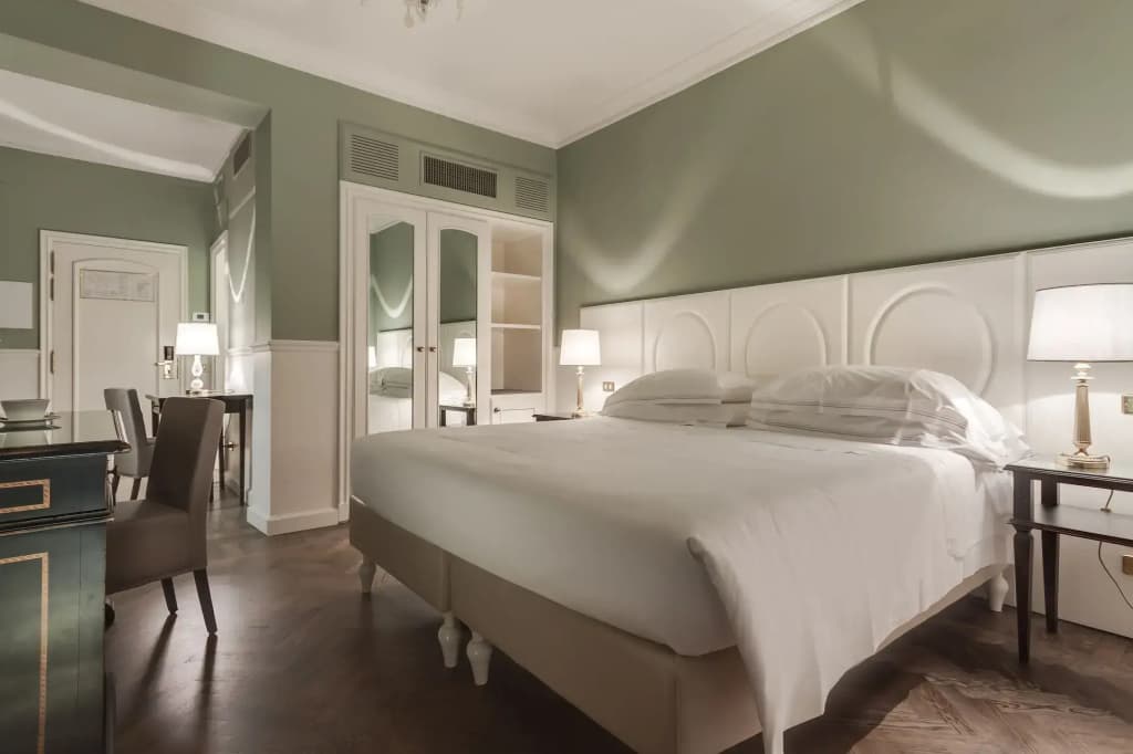 Plaza Hotel Lucchesi - photo 8