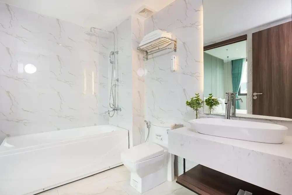 Lupin Boutique Hotel - photo 10
