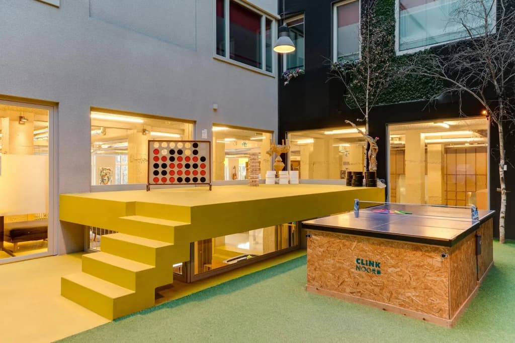ClinkNOORD - Hostel - photo 1