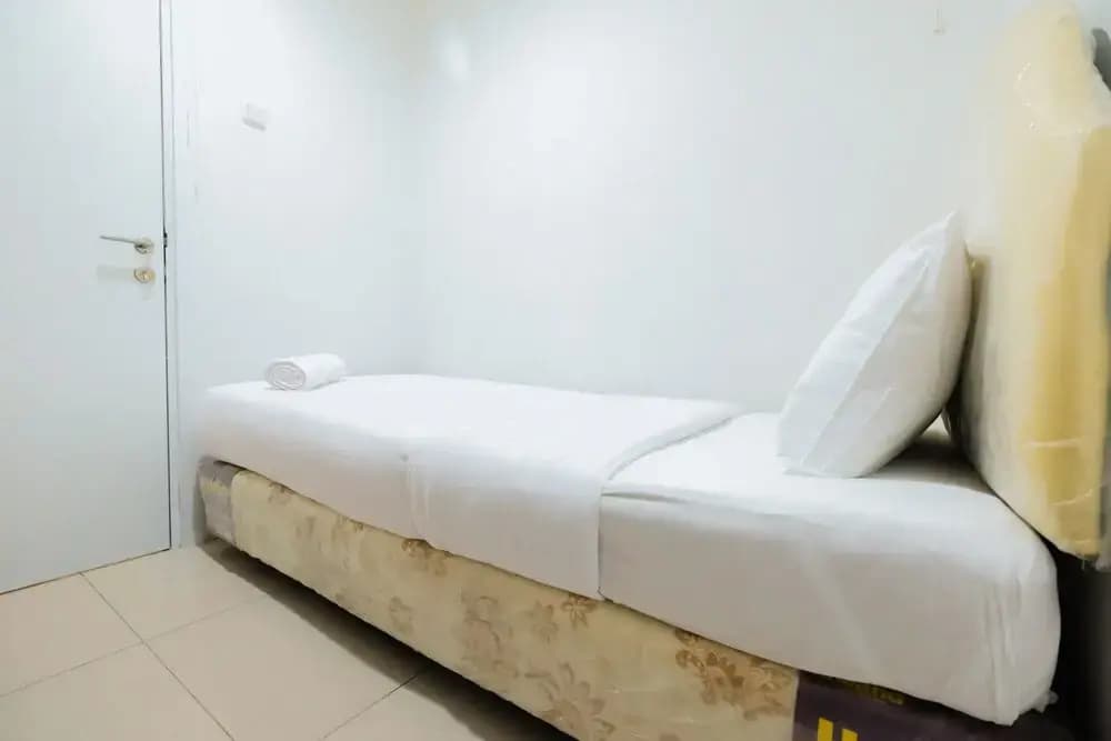 2BR Apartment @ Green Pramuka City - photo 6