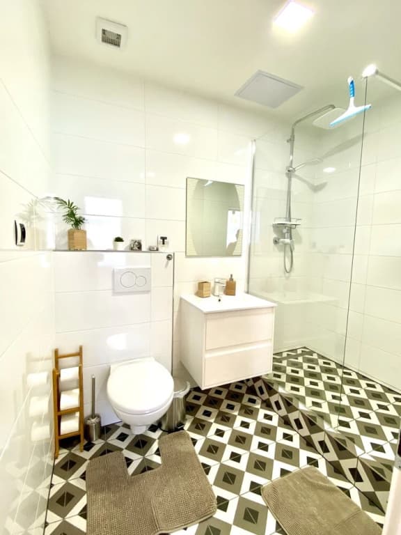 Apartment Opletalova 10 - photo 4
