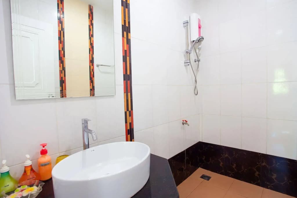 Baan Sutra Guesthouse - photo 9
