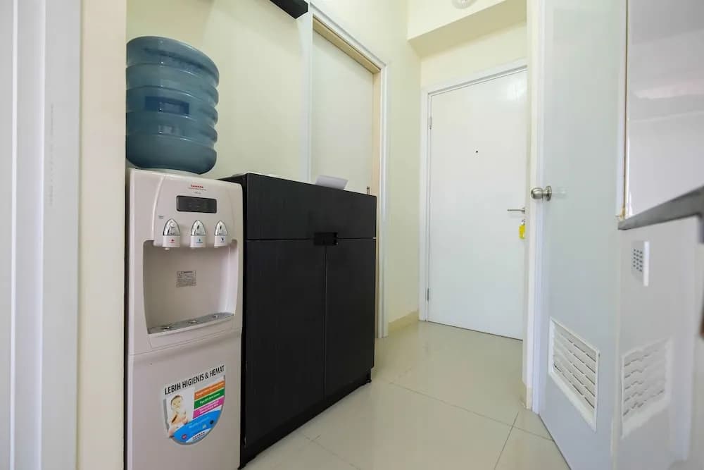 Tranquil 2BR @ Green Pramuka Apartment - photo 9