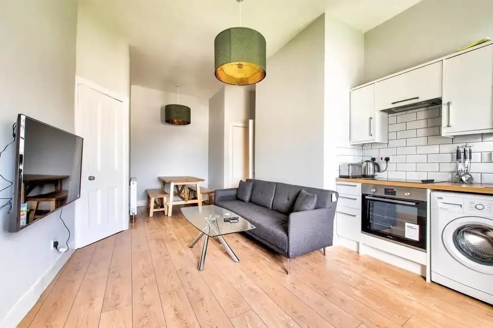 Ultimate Location! Royal Mile 1-bed - photo 11