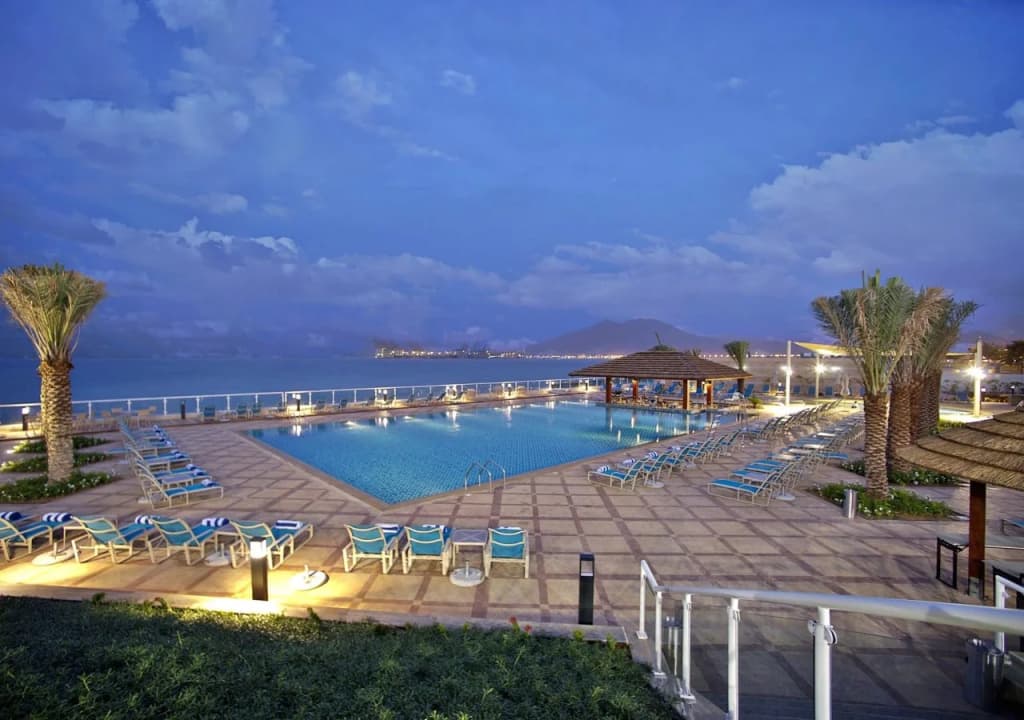 Oceanic Khorfakkan Resort And Spa - photo 5