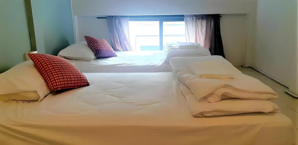 Asoke Montri Hostel - photo 5