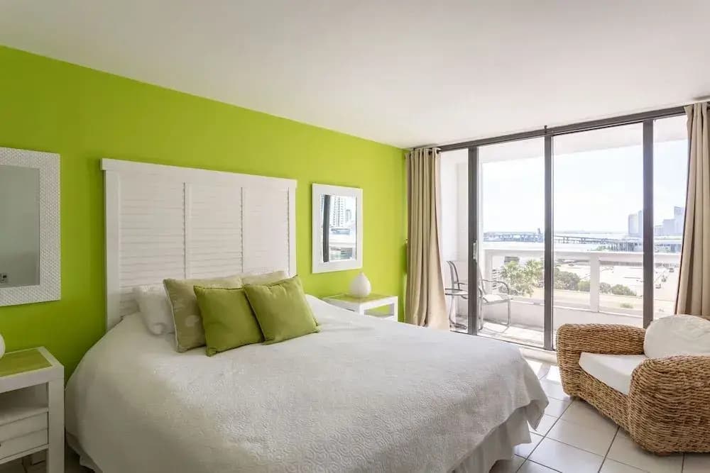 Lux One Bedroom Close to Wynwood - main photo
