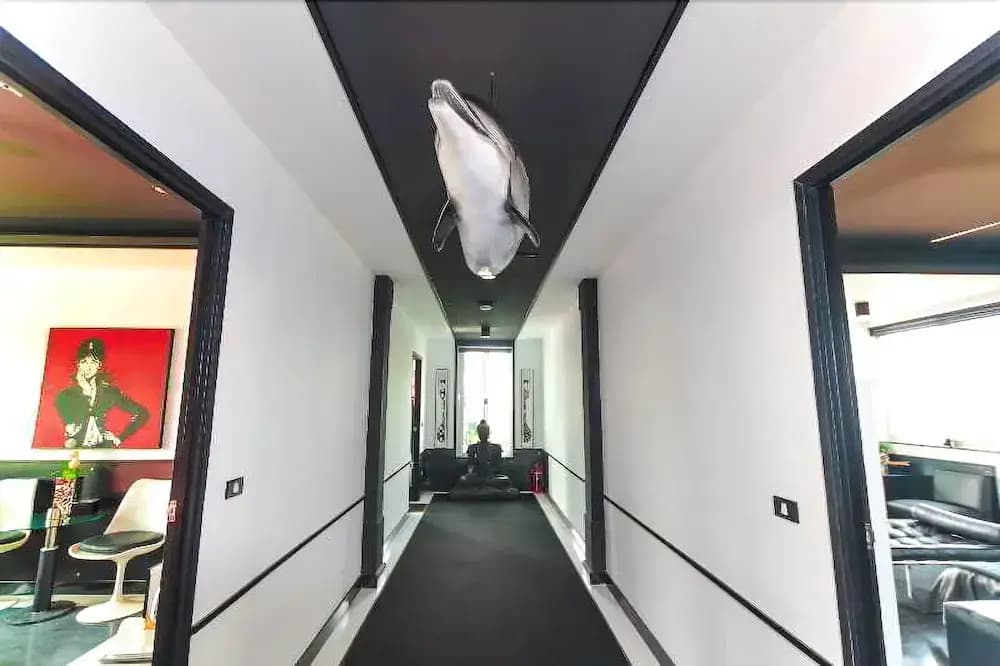 Greg's Club - photo 12