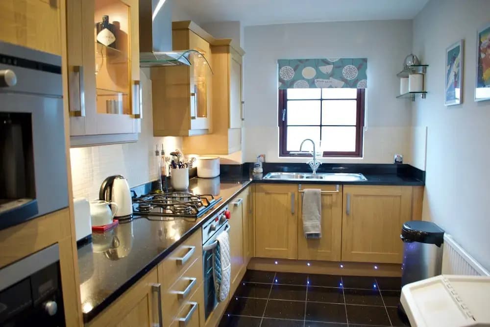 Edinburgh Top Floor Flat - photo 2
