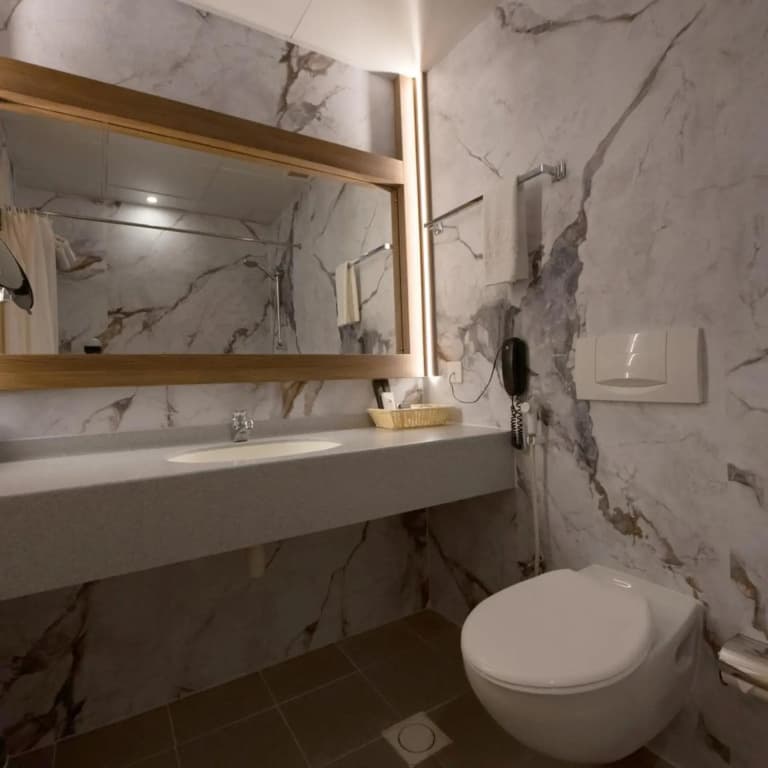 Ramee Guestline Hotel Qurum - photo 48