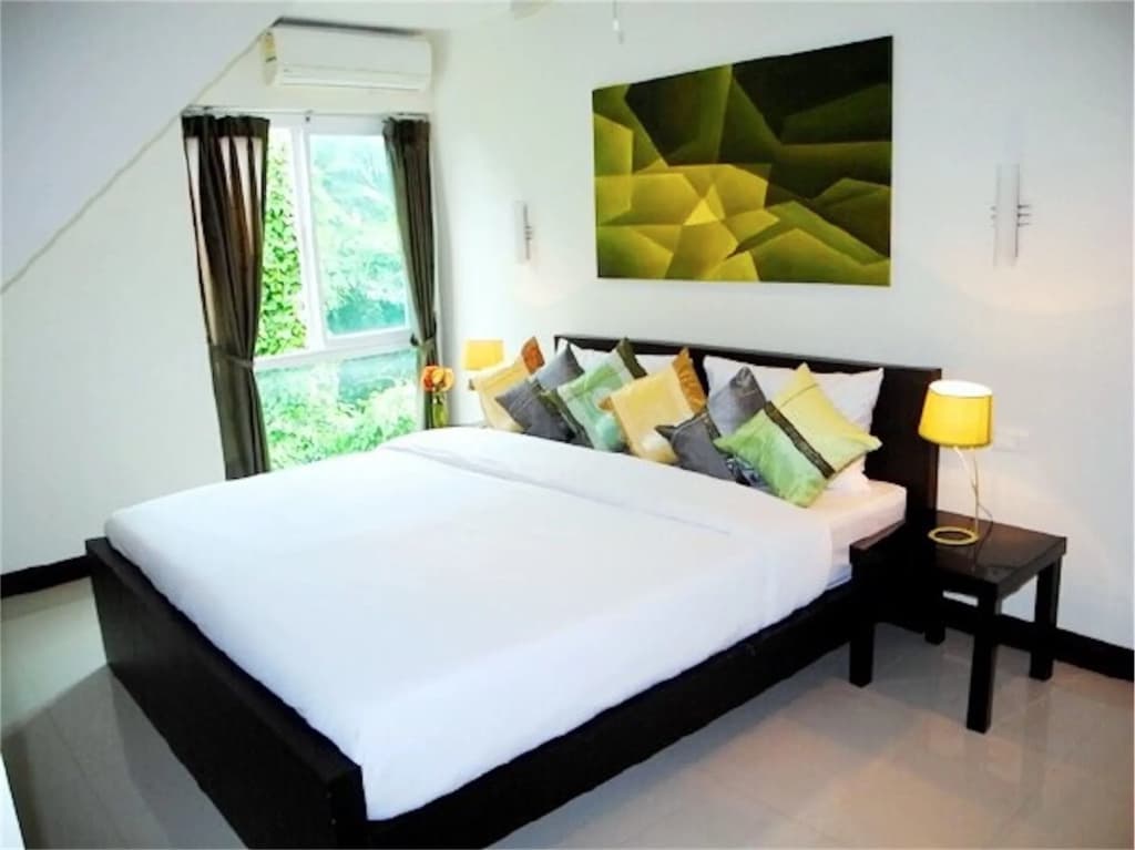 Sunrise 3 bedrooms Spacious Apartment - photo 2