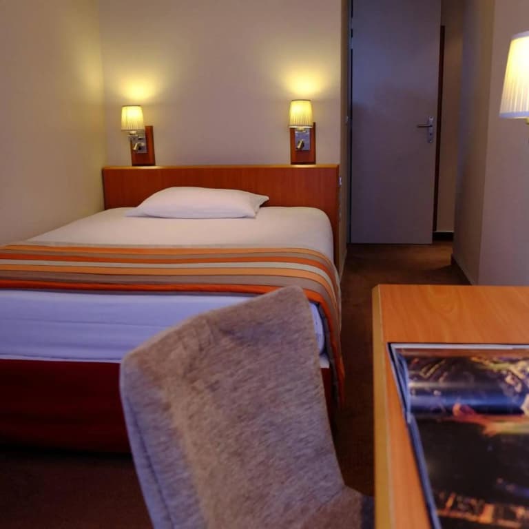 Hotel Terminus Orleans - photo 31
