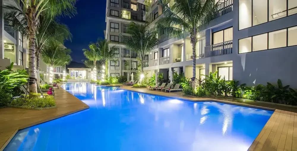 Diamond Condominium By Alexanders - photo 12