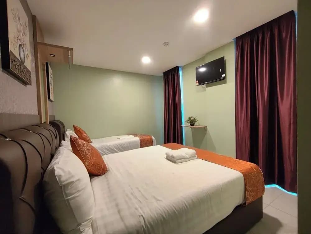 Hotel Mawar Inn - photo 24