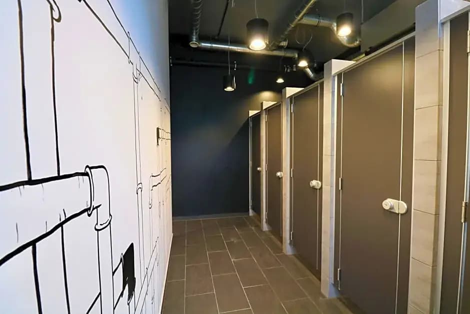P182 Hidden Hostel - photo 12