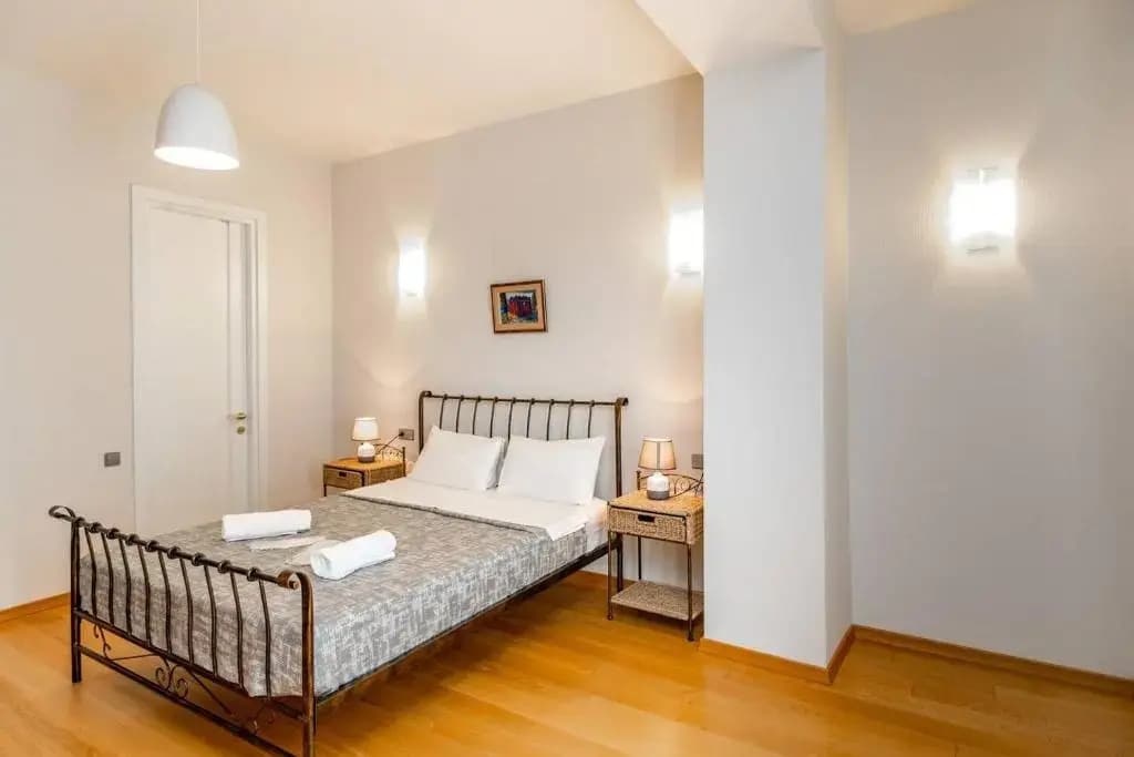 Wehost Spacious place near Rustaveli - main photo