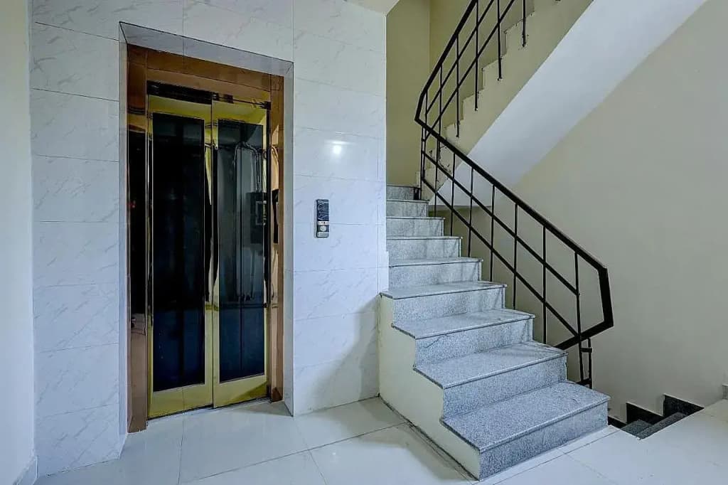 Hotel O Golden King - photo 34