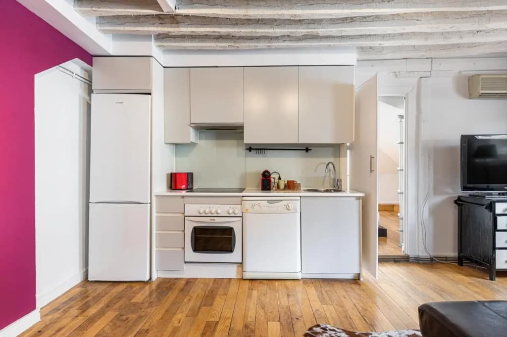 BNBHolder Charming Duplex Attic SOL - photo 13