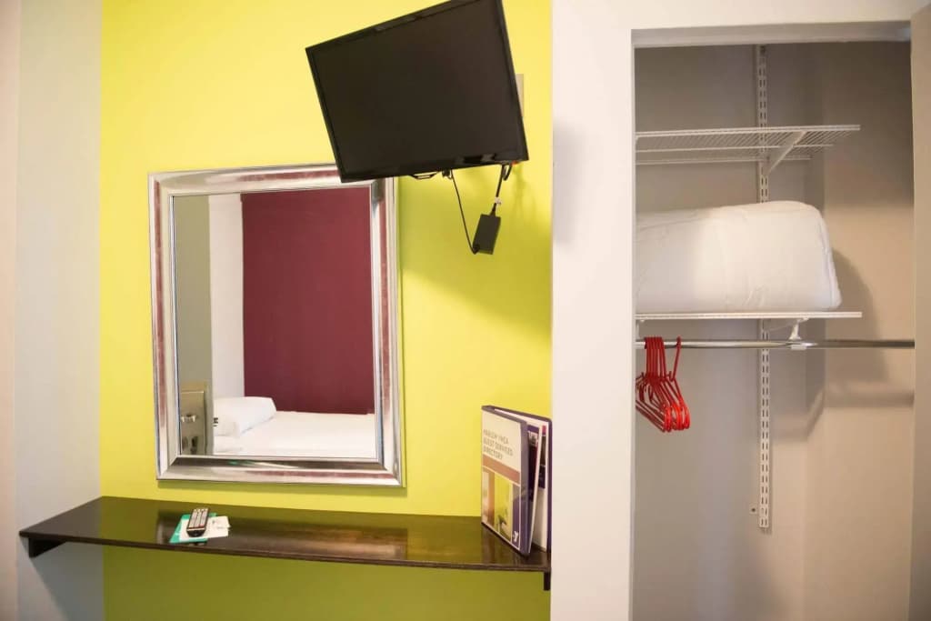 Harlem YMCA Hostel - photo 5
