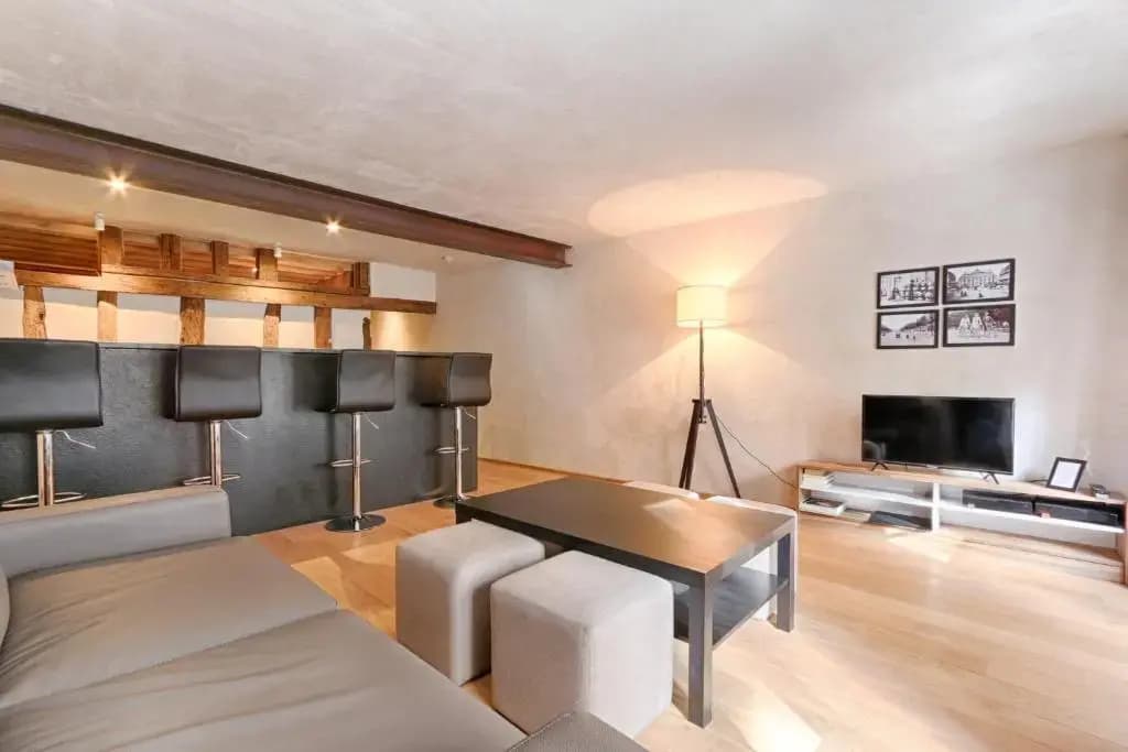 Luxurious & Design Flat 2BR/8P- Boulevard Saint Germain - photo 15