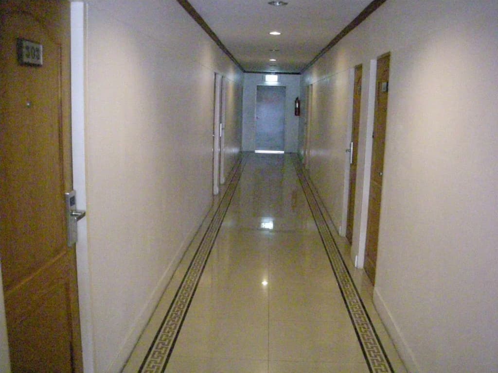 Suriwongse Hotel - photo 11
