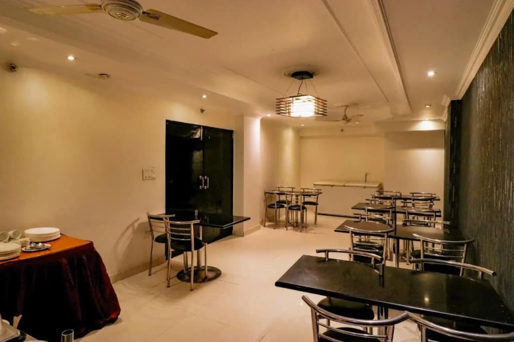 Hotel B Continental - photo 8