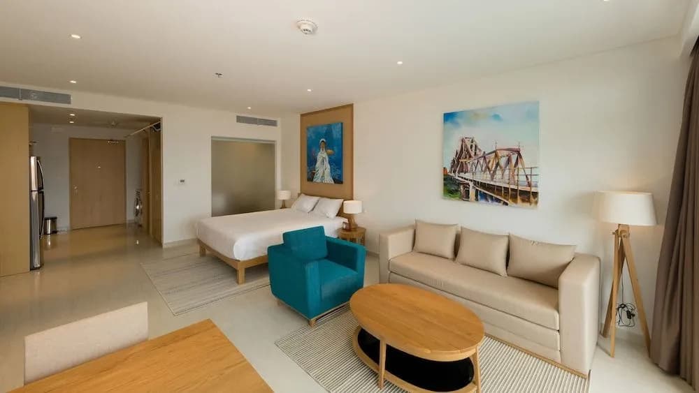 Vacation Homes Ocean Apartment - photo 14