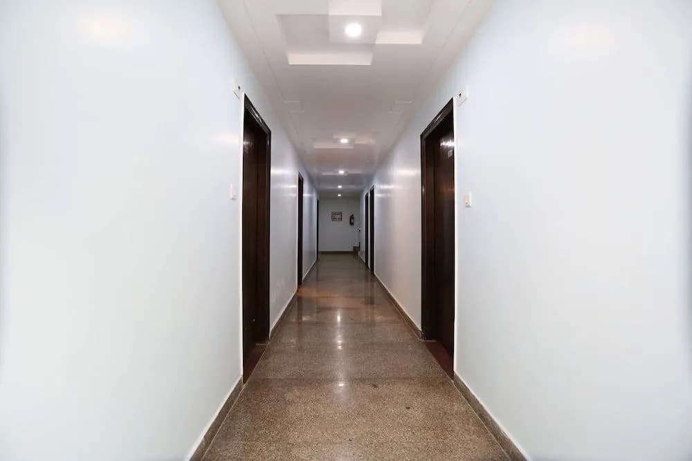 OYO 10048 Hotel Aditya Inn - photo 8