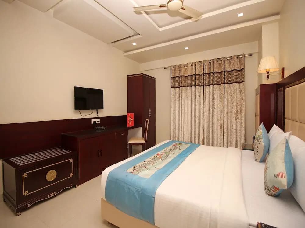OYO Flagship 737 Paschim Vihar - photo 5