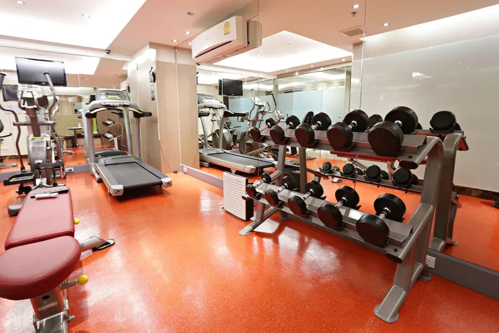 V Residence Serviced Apartment - photo 12