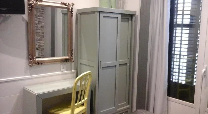 Hostal Don Alfonso - photo 4