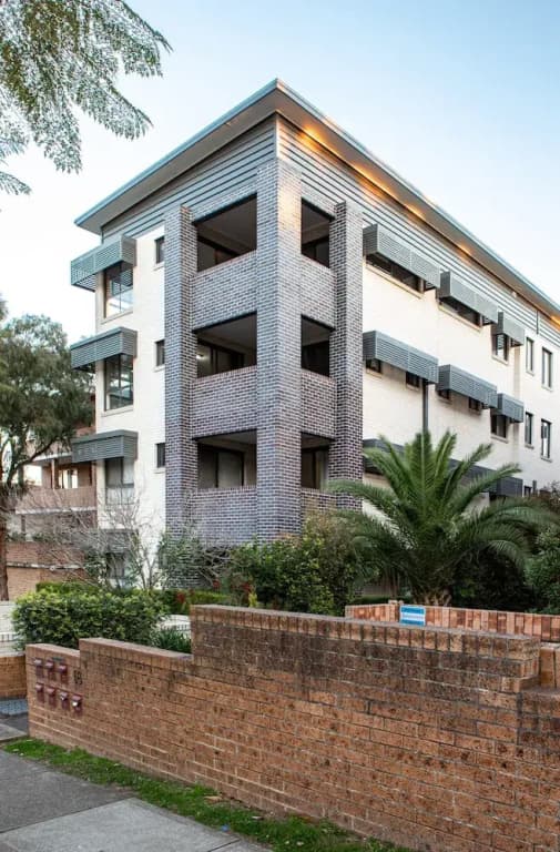 Bright Studio Steps From Westmead Hospital - photo 1