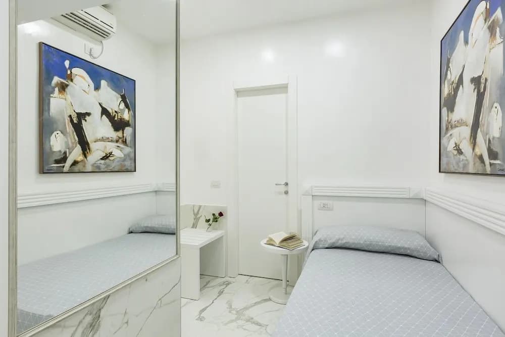Hotel Little Aurelius - photo 32