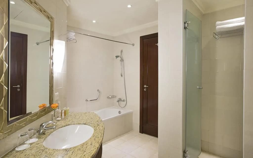 City Seasons Suites - photo 28