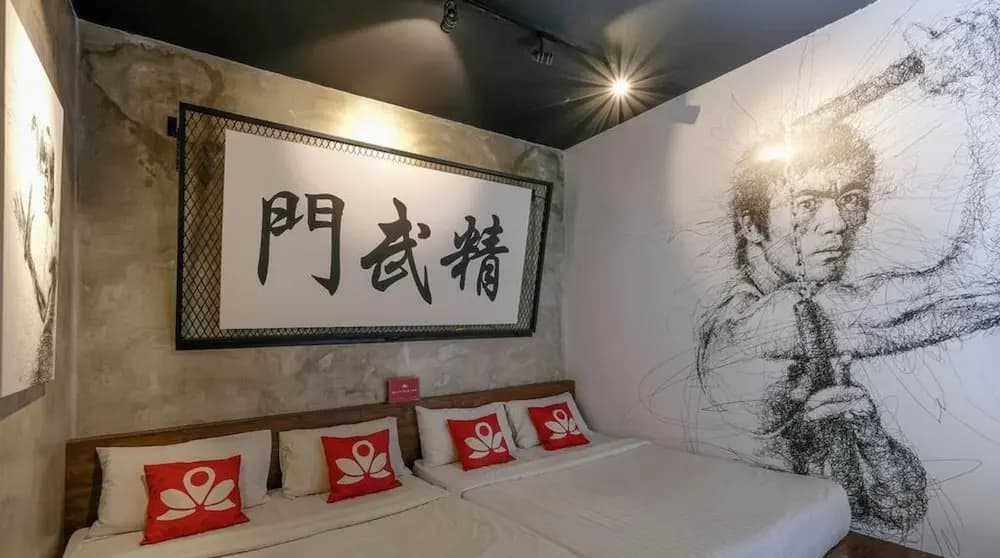 The Hulo Hotel at Bukit Bintang - photo 8