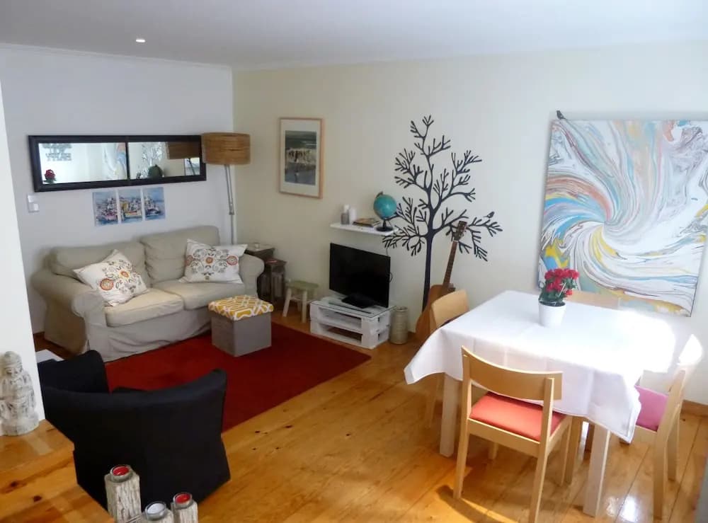 Charm & great location - Duplex - photo 5