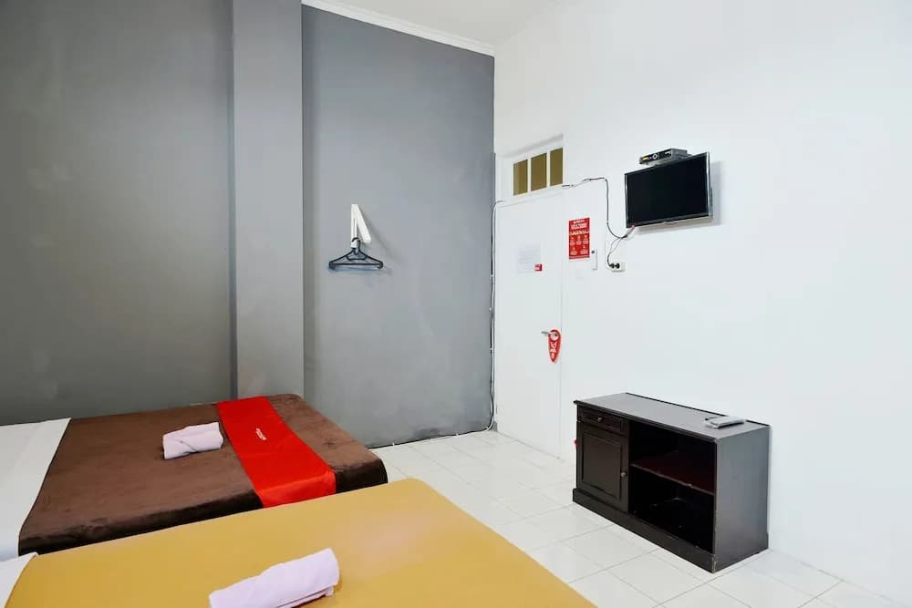 ZEN Rooms Basic Near Pasar Baru - main photo