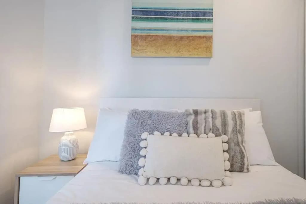 4313Elegant 1BR1BA Apt in high level - photo 6