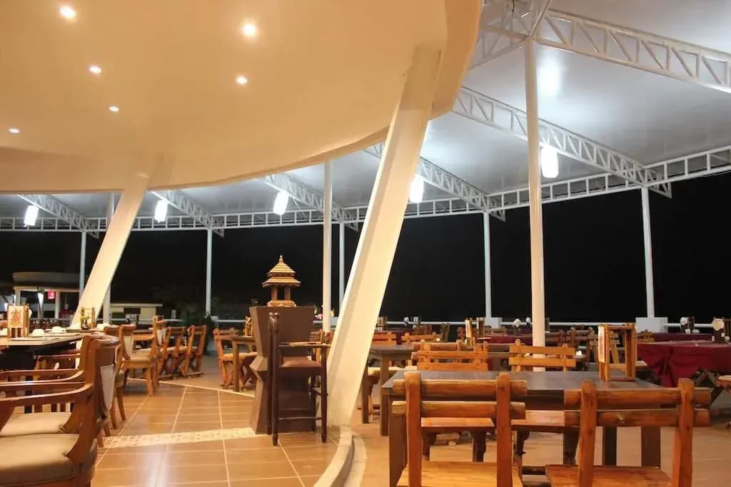 Al's Resort - photo 29