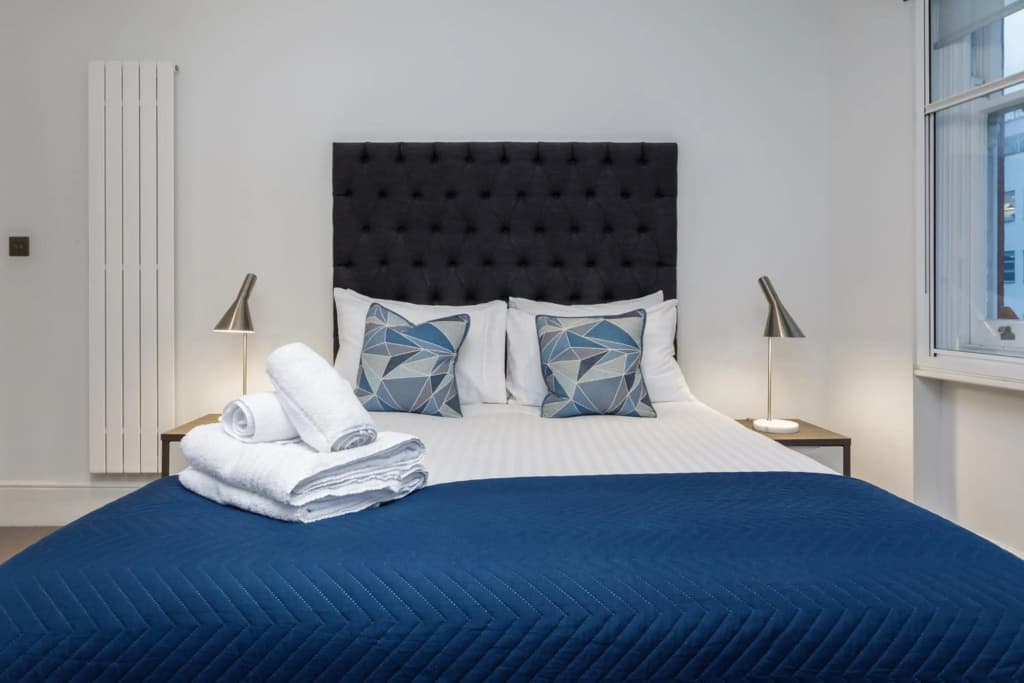Garrick Mansions by Aeria Apartments - photo 3