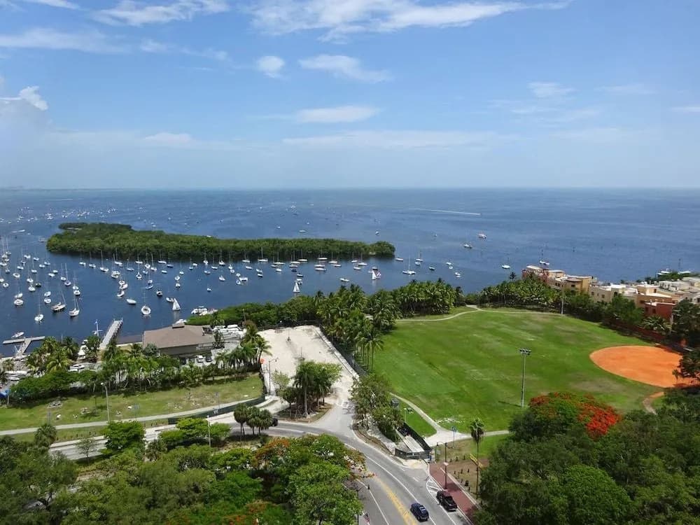 Ocean Million Dollar View Studio + Balcony #2 - photo 15